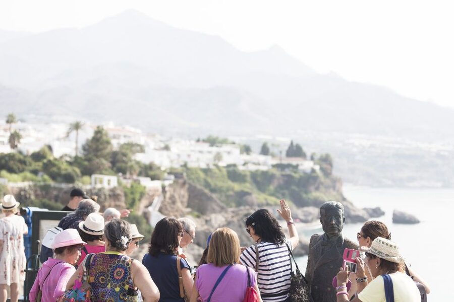 From Malaga: Nerja and Frigiliana Tour - Nerja and the Balcon de Europa
