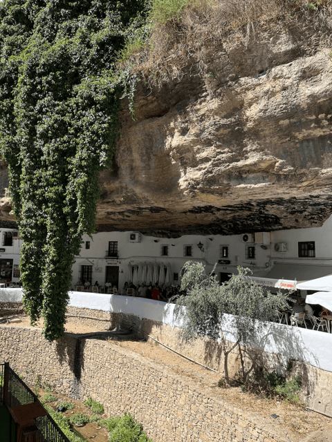 From Malaga: Ronda and Setenil de las Bodegas Day Trip - Meeting the coach on Calle San Jacinto