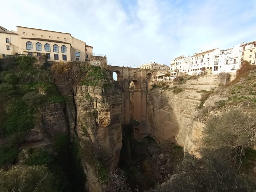 From Málaga: Ronda+Setenil de las Bodegas with Little Train - Ronda’s old town, mansions, and narrow lanes