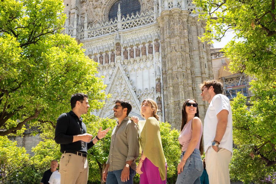 From Málaga: Ronda, White Village & Sevilla Day Trip - Sevilla in two hours of guided walking