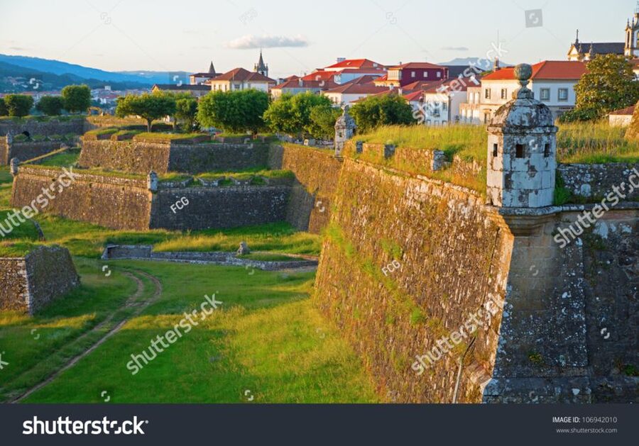 From Porto: Santiago de Compostela Full Day Tour - Weather, clothing, and useful preparation