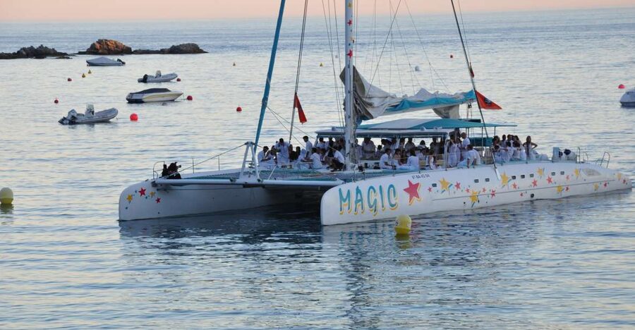 From Roses: Sunset Catamaran Cruise - Key points to know before sailing