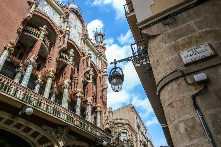From Salou: Barcelona City Center Tour - Key points before you book