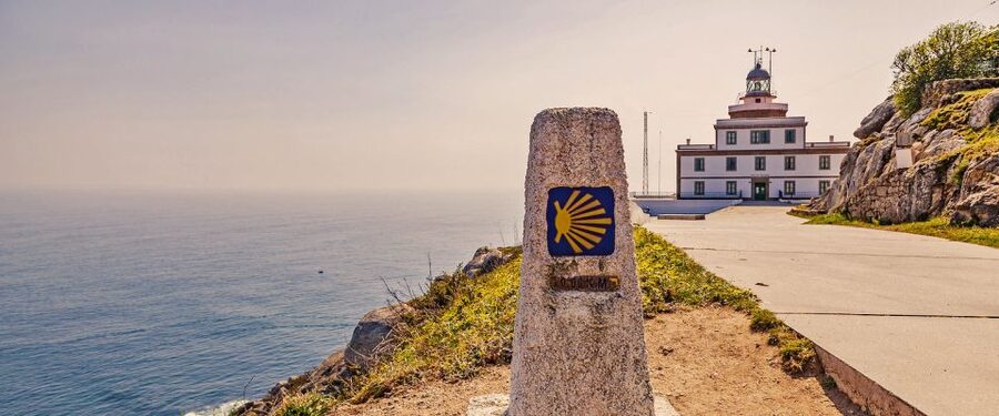 From Santiago: Finisterre, Muxia & Costa da Morte Excursion - Ponte Maceira: a calm start beside the river