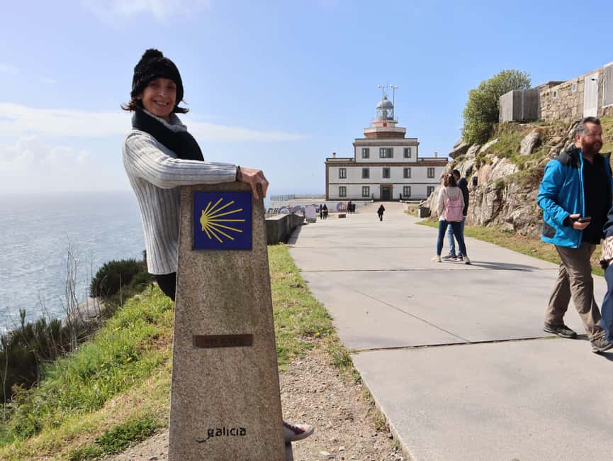 From Santiago: Finisterre, Muxia, Ézaro - 7 stops day tour - Carnota and the long tradition of the hórreo