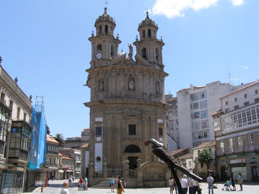 From Santiago: Tour to Rias Baixas with Boat Trip and Winery - The Rías Baixas boat trip and the mussel feast