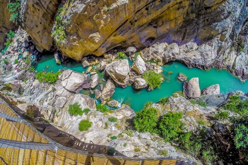 From Seville: Caminito del Rey Hike Day Trip - El Kiosko and the first break