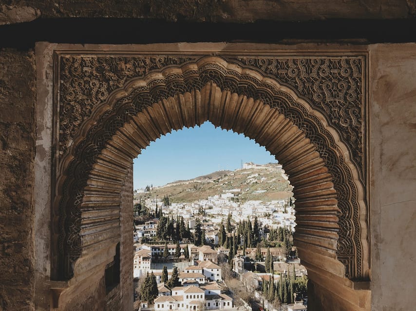 From Seville: Granada & Alhambra Tour with Optional Ticket - What the non-Alhambra option gives you
