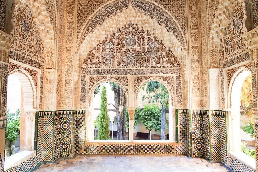 From Seville: Granada Day Trip with Alhambra and Albaicín - The coach ride and the Abades de la Roda stop
