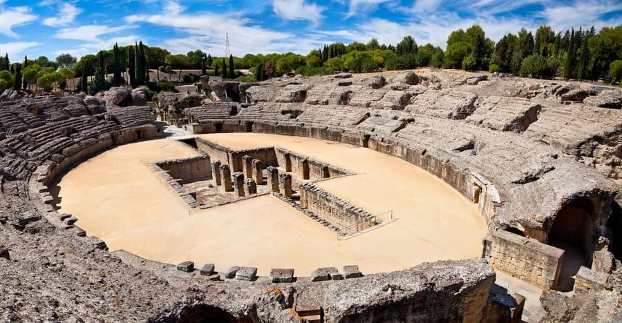 From Seville: Half-Day Guided Bike Trip to Italica - Why cycling is the smart way to reach Itálica