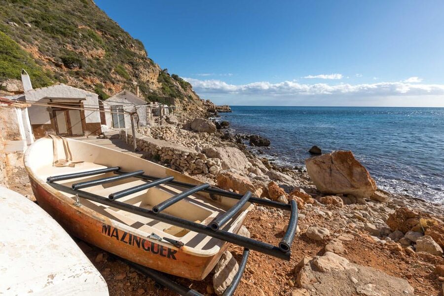 From Valencia: Cala del Moraig Hiking & Beach Trip - Meeting in Valencia and riding to the coast