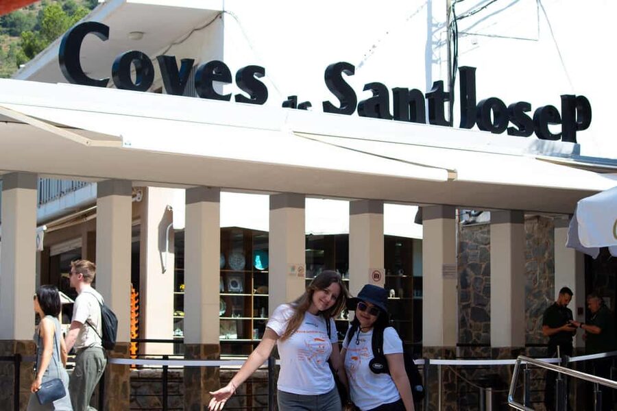 From Valencia: Caves of San José Guided Excursion and Ticket - Cave paintings and a long human story