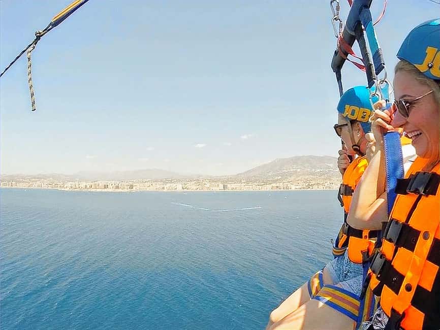 Fuengirola: Deluxe Parasailing Flight from Fuengirola Port - Key points to know before booking