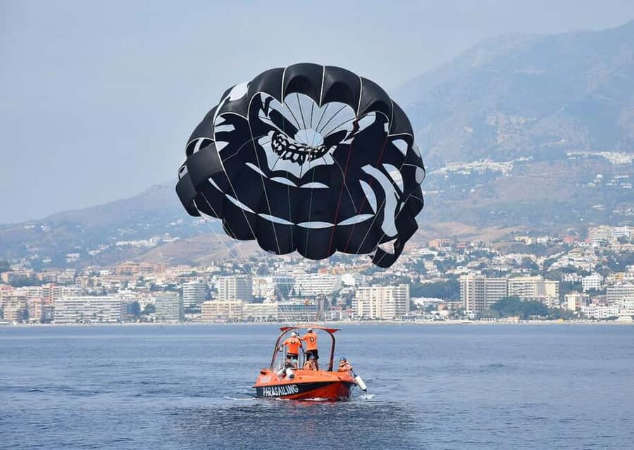 Fuengirola: Deluxe Parasailing Flight from Fuengirola Port - Is the $46 price good value?