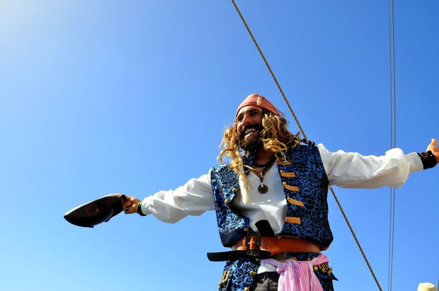 Fuerteventura: 4-Hour Pirate Sailing Adventure - Learning to raise sails and tie knots