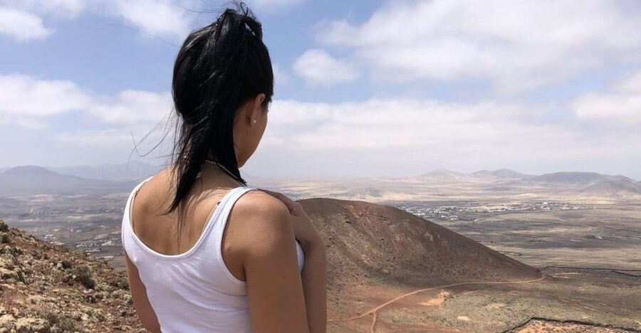 Fuerteventura: Calderón Hondo Volcano Tour - Standing above Calderón Hondo’s crater