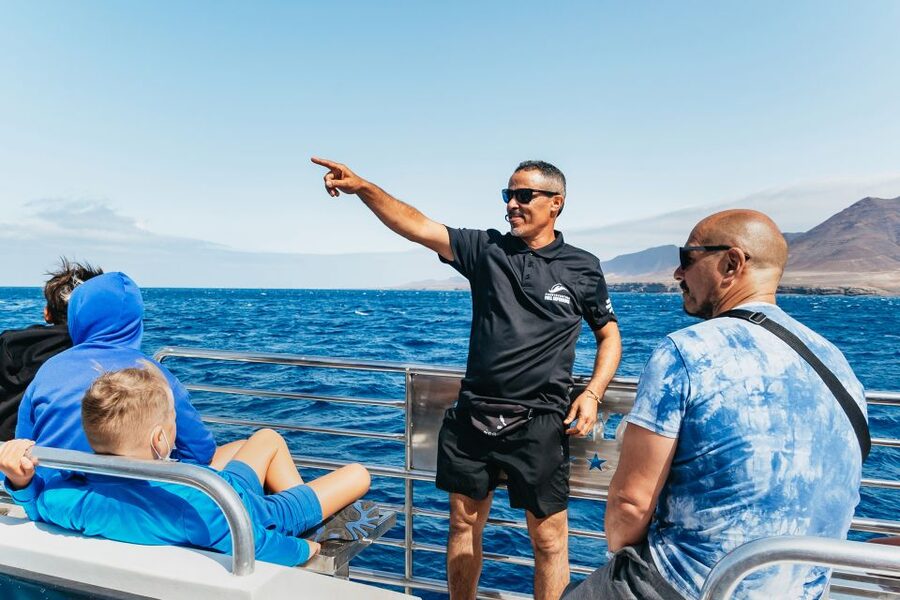 Fuerteventura: Glass Bottom Boat Cruise with Lunch & Drinks - Practical tips for a smoother day