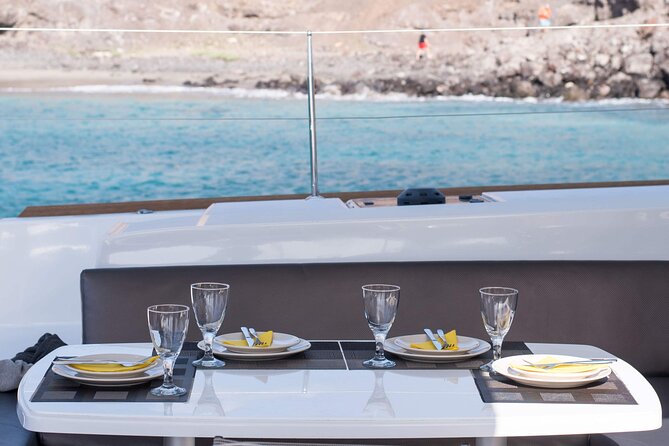 Fuerteventura: Small-Group Magic Deluxe Catamaran Cruise - Drinks included, including prosecco