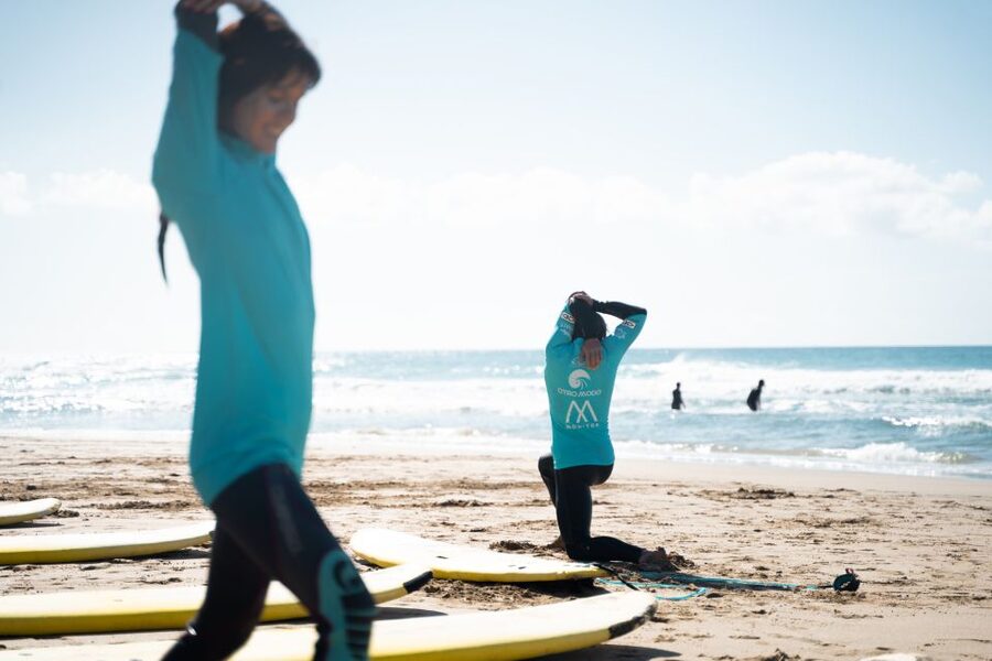 Fuerteventura: Surfing Lesson in the south of Fuerteventura - The first waves and the instructor’s role