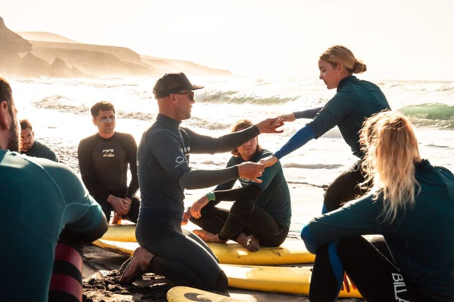 Fuerteventura: Surfing Lesson in the south of Fuerteventura - Boards, wetsuits, and what you need to bring