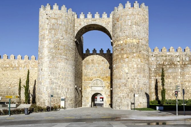 Full Day Tour to Avila & Segovia from Madrid - Ávila’s walls: a powerful first stop