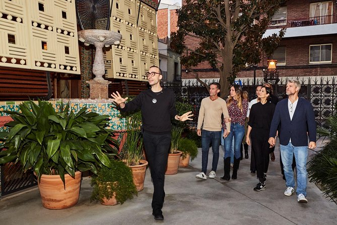Gaudi´s Casa Vicens Guided Tour - Meeting in the courtyard at Carrer de les Carolines 20