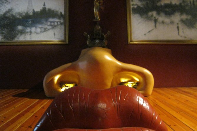 Girona and Dali Museum Full Day tour from Barcelona - Figueres and the Dalí Theatre-Museum
