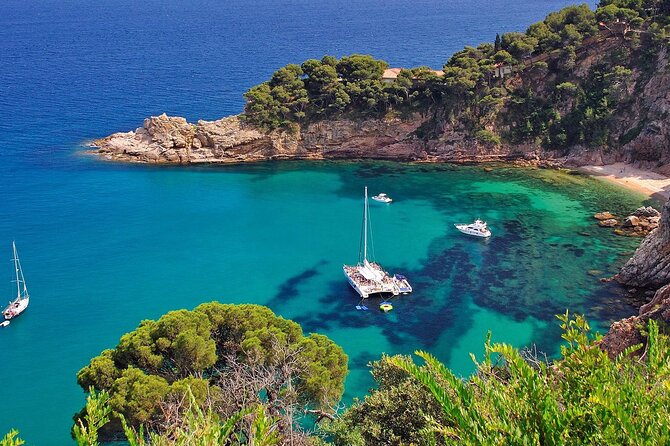 Girona & Costa Brava Small-Group Tour with Pickup from Barcelona - The Walking Level in Girona