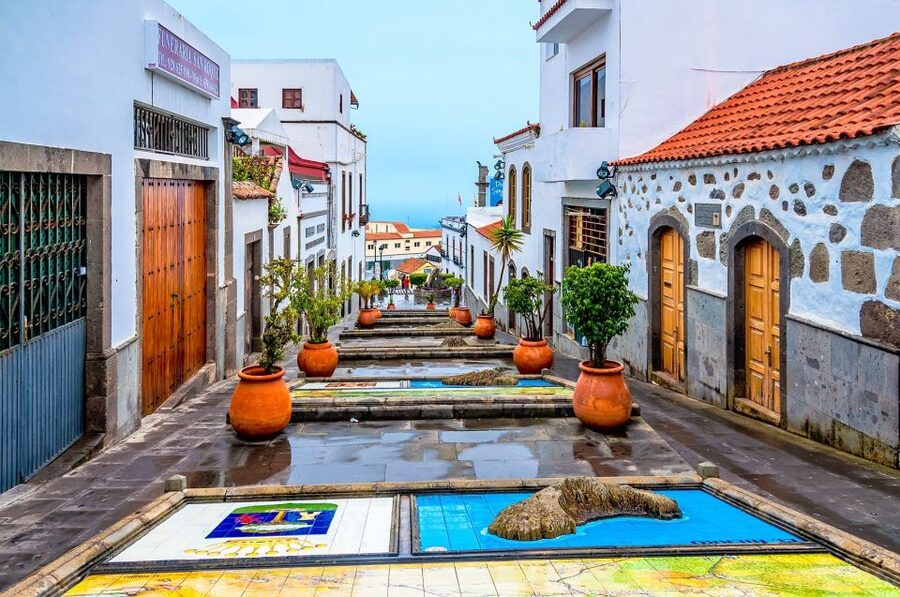 Gran Canaria: Full-Day VIP Tour by Bus - Aloe vera: useful, practical, and a little commercial