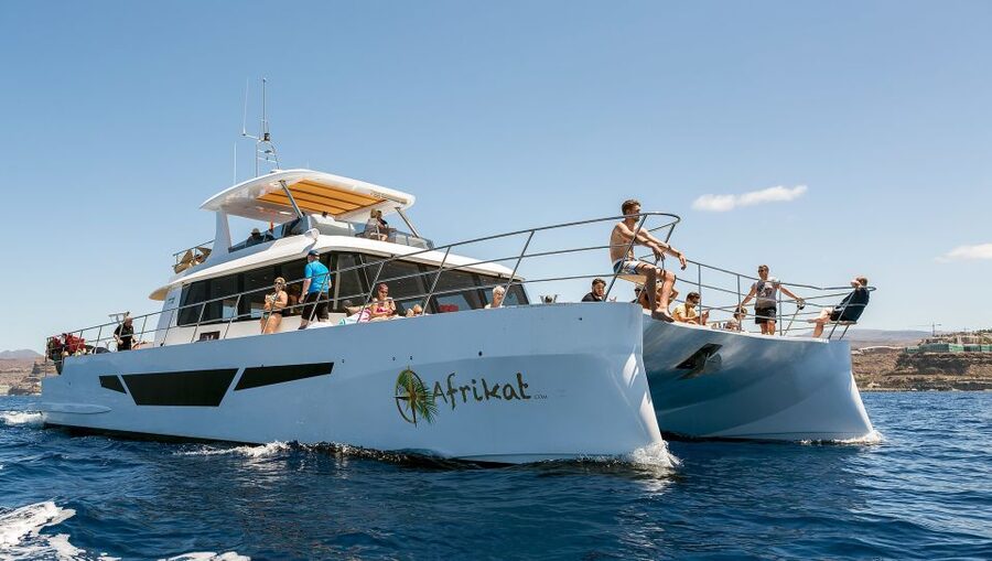 Gran Canaria: Fun Catamaran Cruise with Food and Drinks - Starting with the coach ride to Puerto Rico