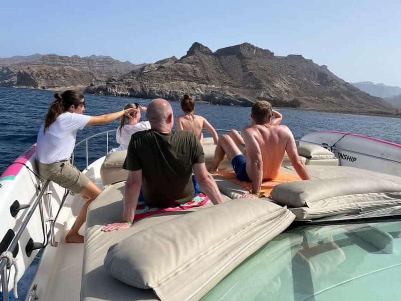 Gran Canaria: Shared yacht excursion with beverages, lunch and snorkeling - Who should book this yacht trip?