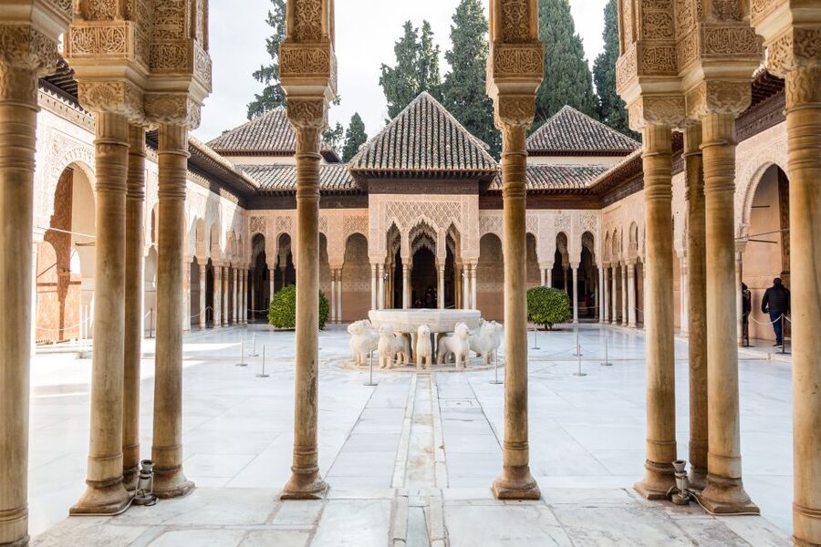Granada: 3-Hour Alhambra and Generalife Gardens Guided Tour - The Nasrid Palaces: Mexuar, Comares, and Leones
