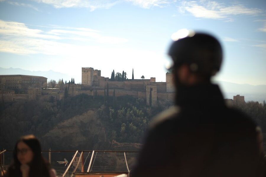 Granada: Albaicin and Sacromonte E-Bike Tour - Meeting near Plaza Nueva