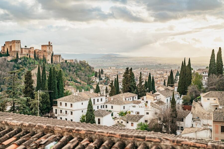 Granada: Albaicín and Sacromonte Guided Sunset Walking Tour - El Bañuelo and the Islamic character of Granada