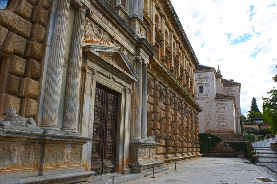 Granada: Alhambra and Charles V Palace Tour - What this $20 Alhambra tour really covers