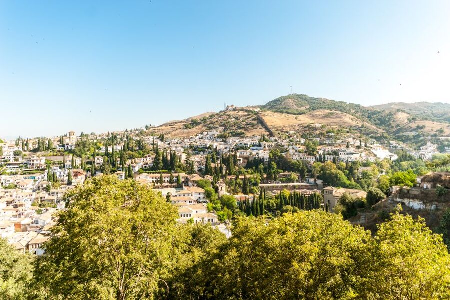 Granada: Alhambra and Generalife Garden Ticket & Guided Tour - Key points to know before booking