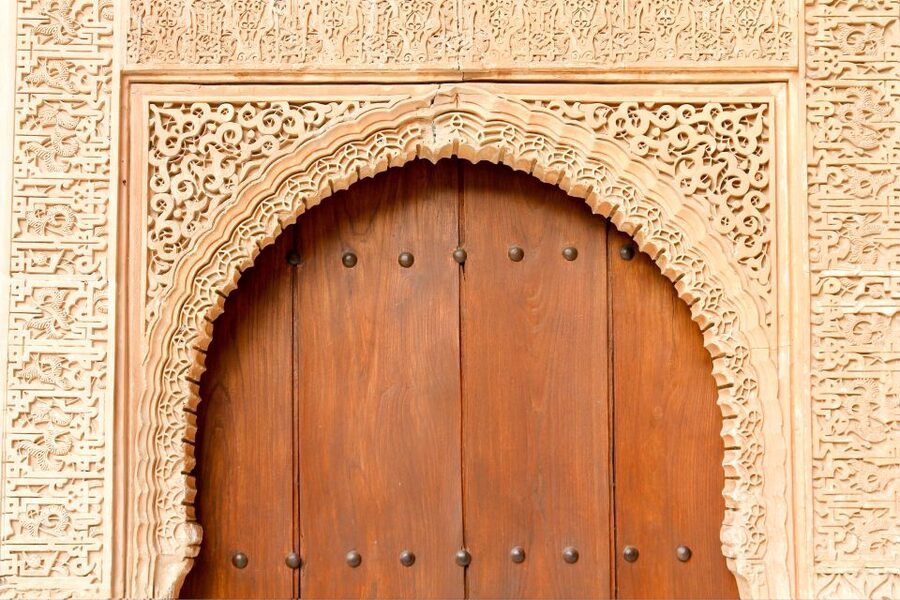 Granada: Alhambra and Nasrid Palaces Private Tour - What three hours really gives you