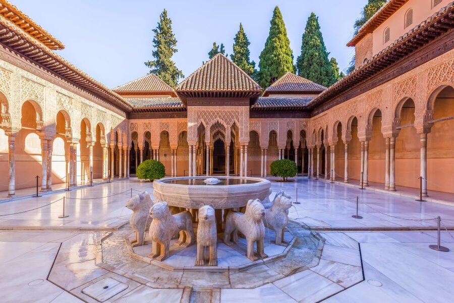 Granada: Alhambra and Nasrid Palaces Small Guided Tour - Meeting at the Alhambra’s Welcome Visitor Center