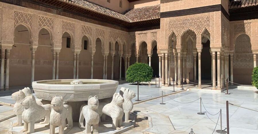 Granada: Alhambra Complex Guided Tour with Ticket - Why this Alhambra tour is worth considering