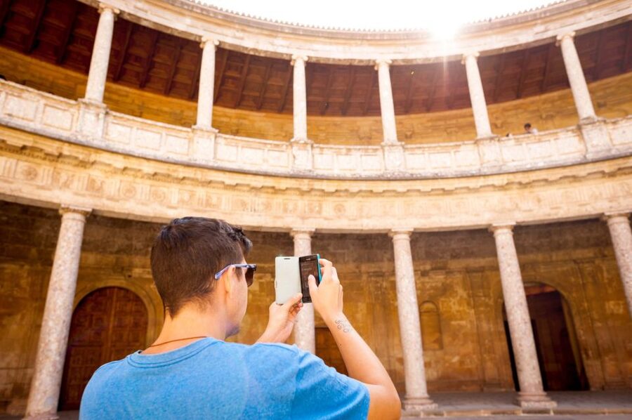 Granada: Alhambra Entry Ticket with Audio Guide - Using the GPS audio guide without frustration