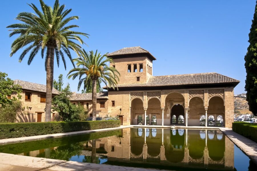 Granada: Alhambra Small Group Tour with Nasrid Palaces - The Nasrid Palaces: the reason to choose this tour