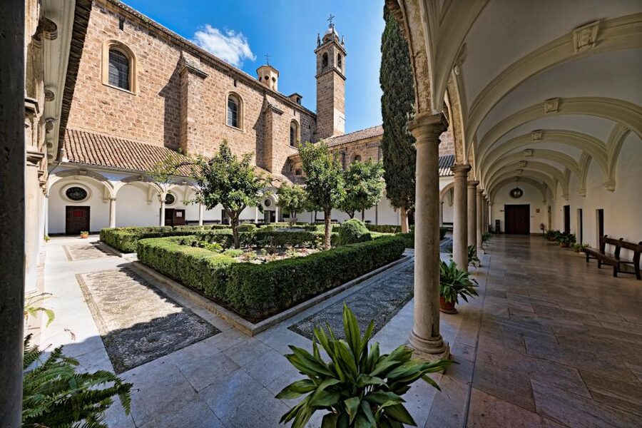 Granada: Cathedral, Royal Chapel & 5 Monuments Combo Ticket - Royal Chapel: Granada’s royal heart