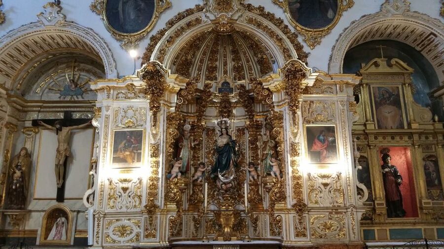 Granada: Cathedral & Royal Chapel Skip the Line Tour - Calle Oficios and the Alcaiceria