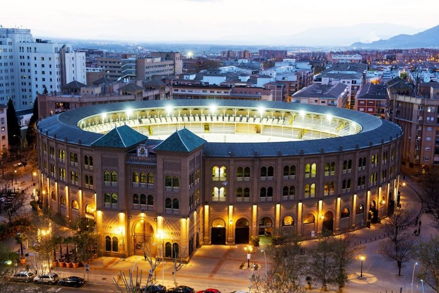 Granada City Train 1 or 2-Day Hop-On Hop-Off Ticket - Key points before you board