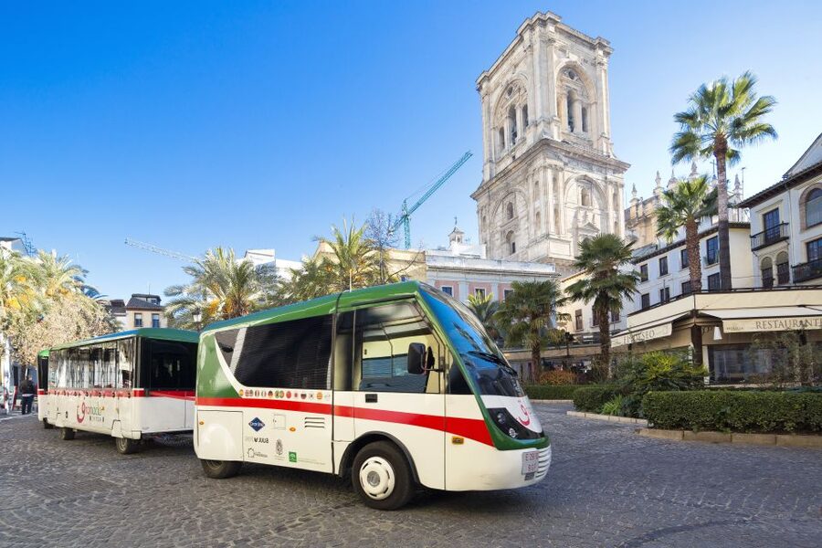 Granada City Train 1 or 2-Day Hop-On Hop-Off Ticket - Plaza Nueva is the best central pause