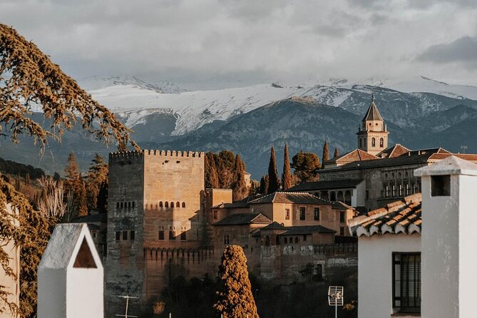 Granada Day Trip with Alhambra and Albaicin Tour from Seville - Key points to know before booking