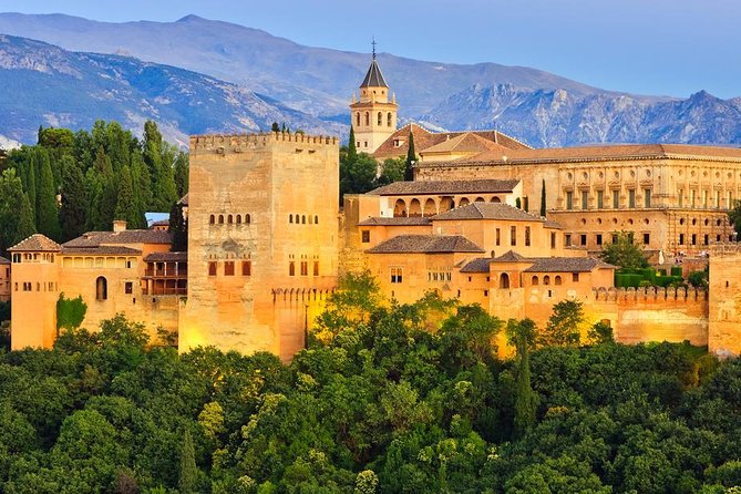 Granada Day Trip with Alhambra and Albaicin Tour from Seville - Why this Seville to Granada trip is tempting