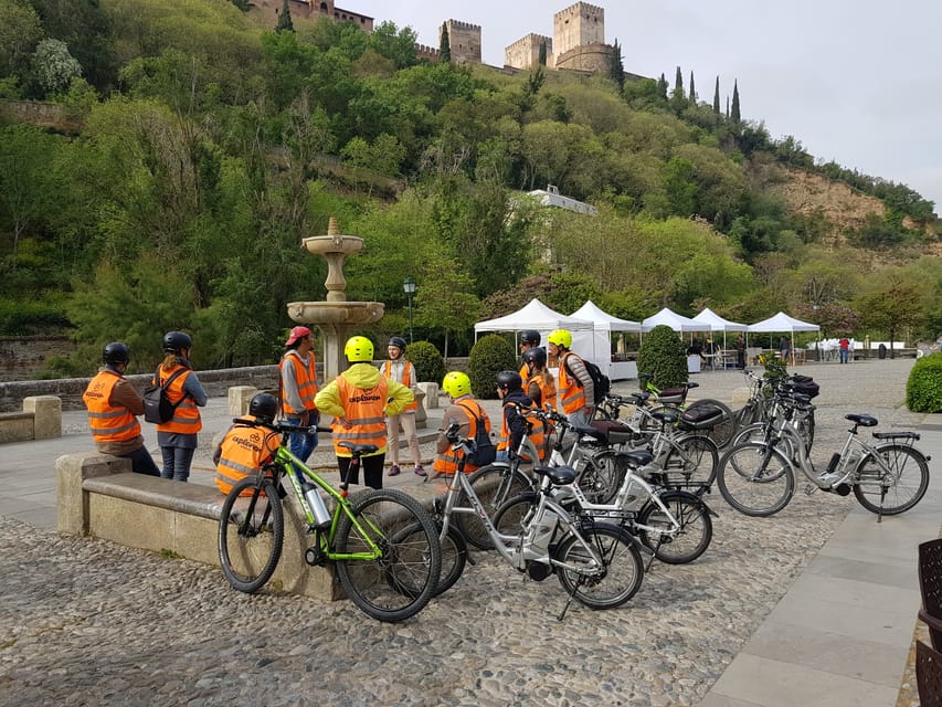 Granada: E-Bike Tour and Fast-Track Alhambra Ticket - Why this combination works in Granada