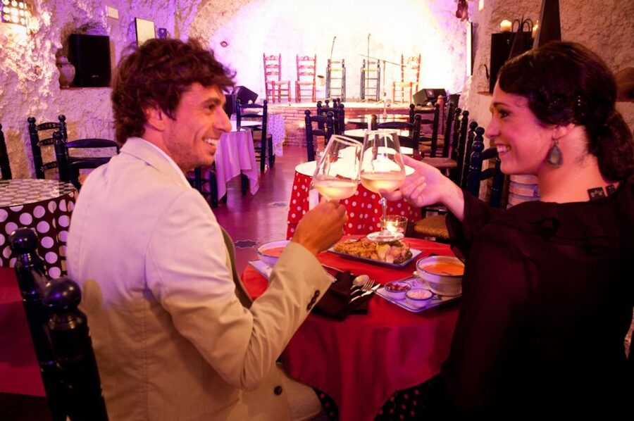 Granada: Flamenco Show at Templo del Flamenco with Drink - The One-Hour Performance