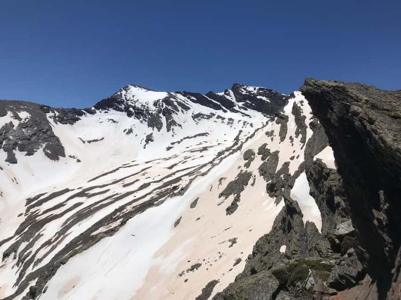 Granada: High Sierra Nevada Hiking Tour to 3000 Meters - The 50-minute drive from Granada to the high road